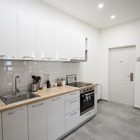 Apartman Modern In The Heart Of