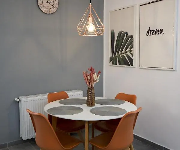 Apartament Modern In The Heart Of