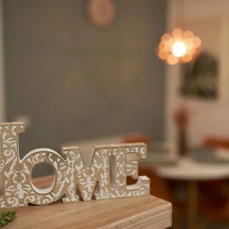 Modern In The Heart Of * Бухарест