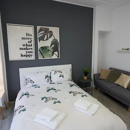 Modern In The Heart Of Appartamento Bucarest